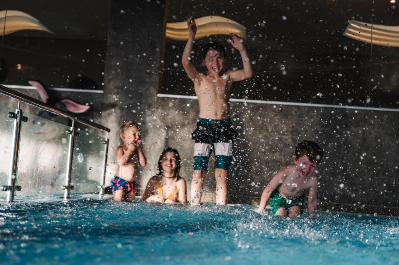 Hotel Chalet Mirabell アヴェレンゴ エクステリア 写真