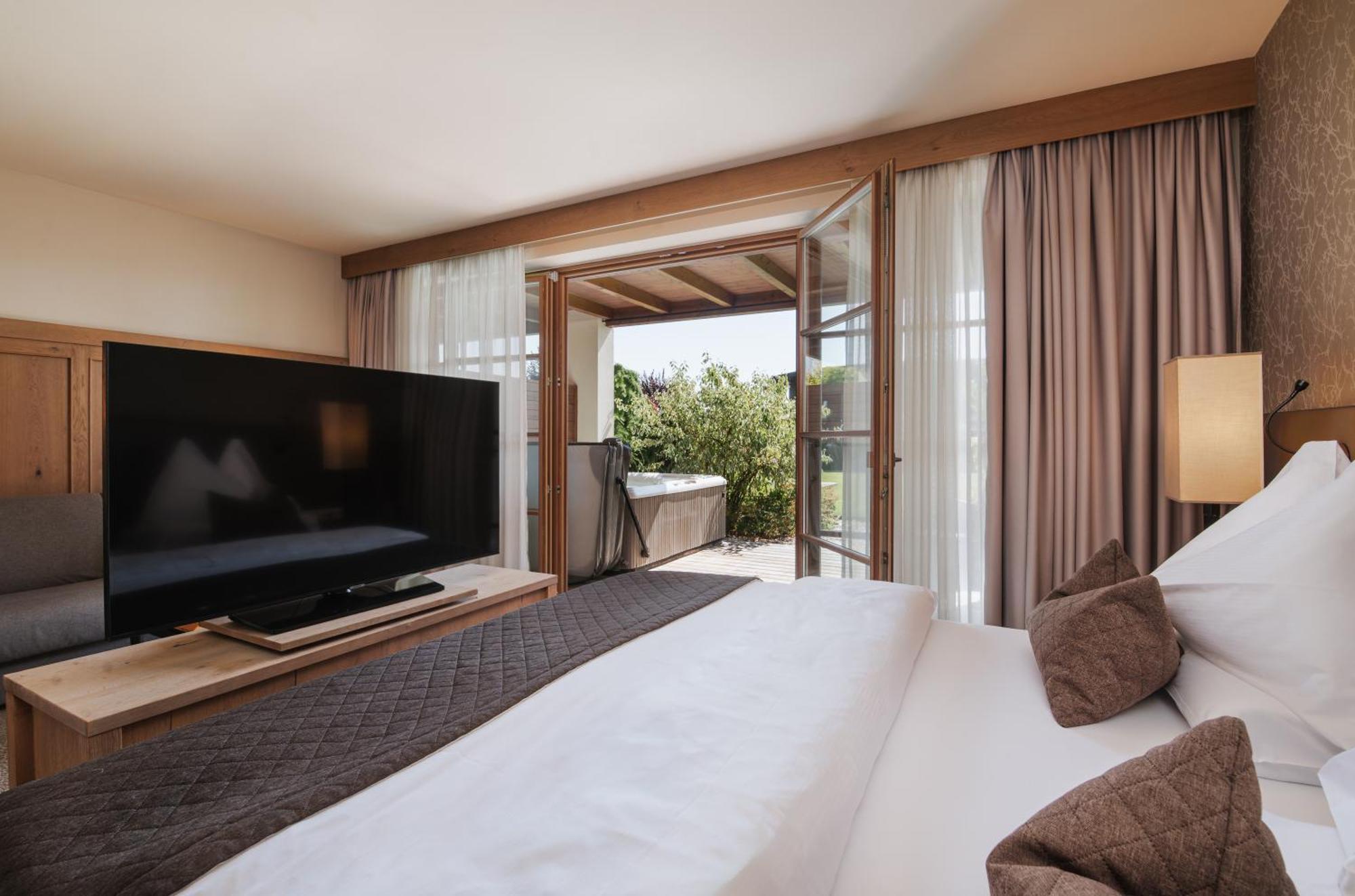 Hotel Chalet Mirabell アヴェレンゴ エクステリア 写真