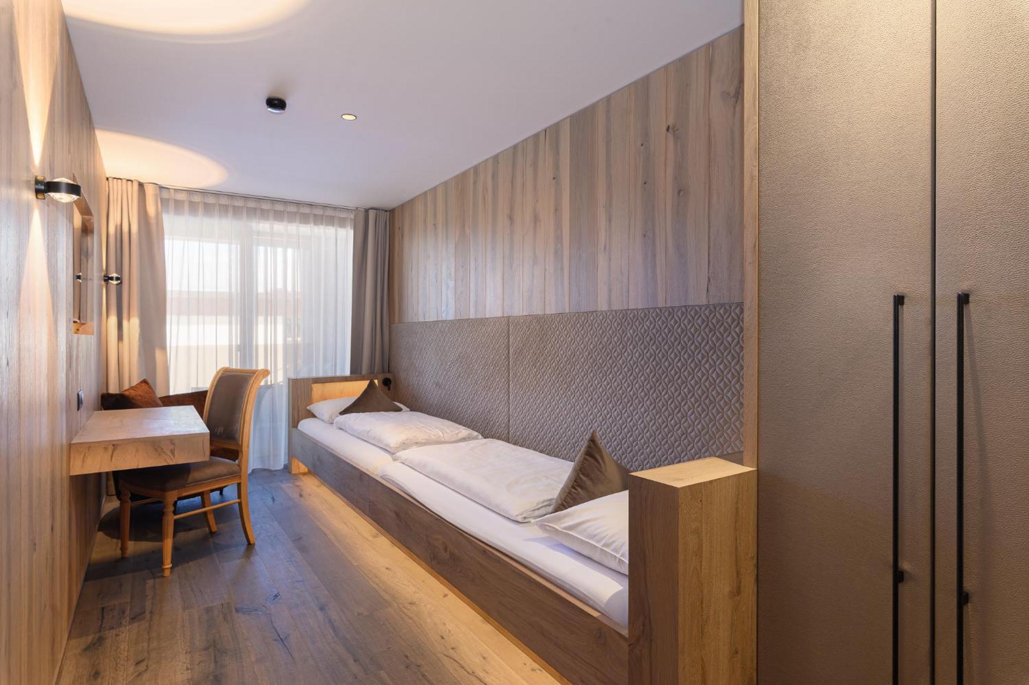 Hotel Chalet Mirabell アヴェレンゴ エクステリア 写真
